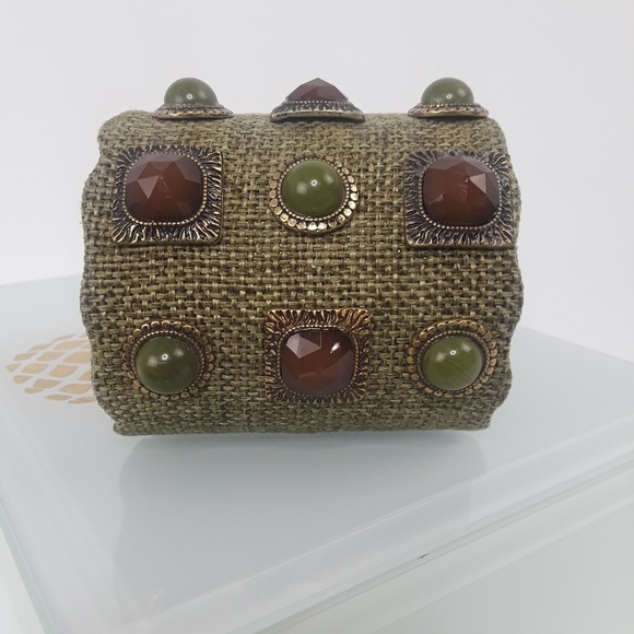 BIG CUFF BRACELET 03 - Picture 4 of 4